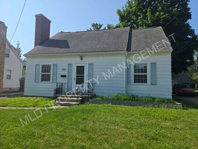 Building Photo - 3-Bedroom Home in Saginaw
