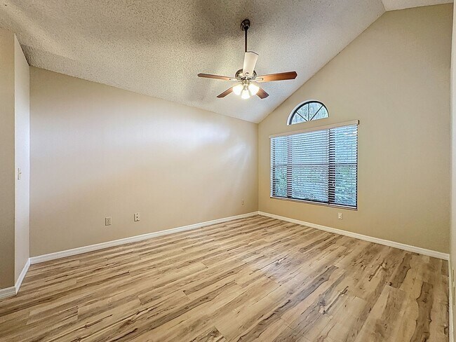 Building Photo - Charming 3 bedroom home in Aloma Bend -Prime Oveido Location