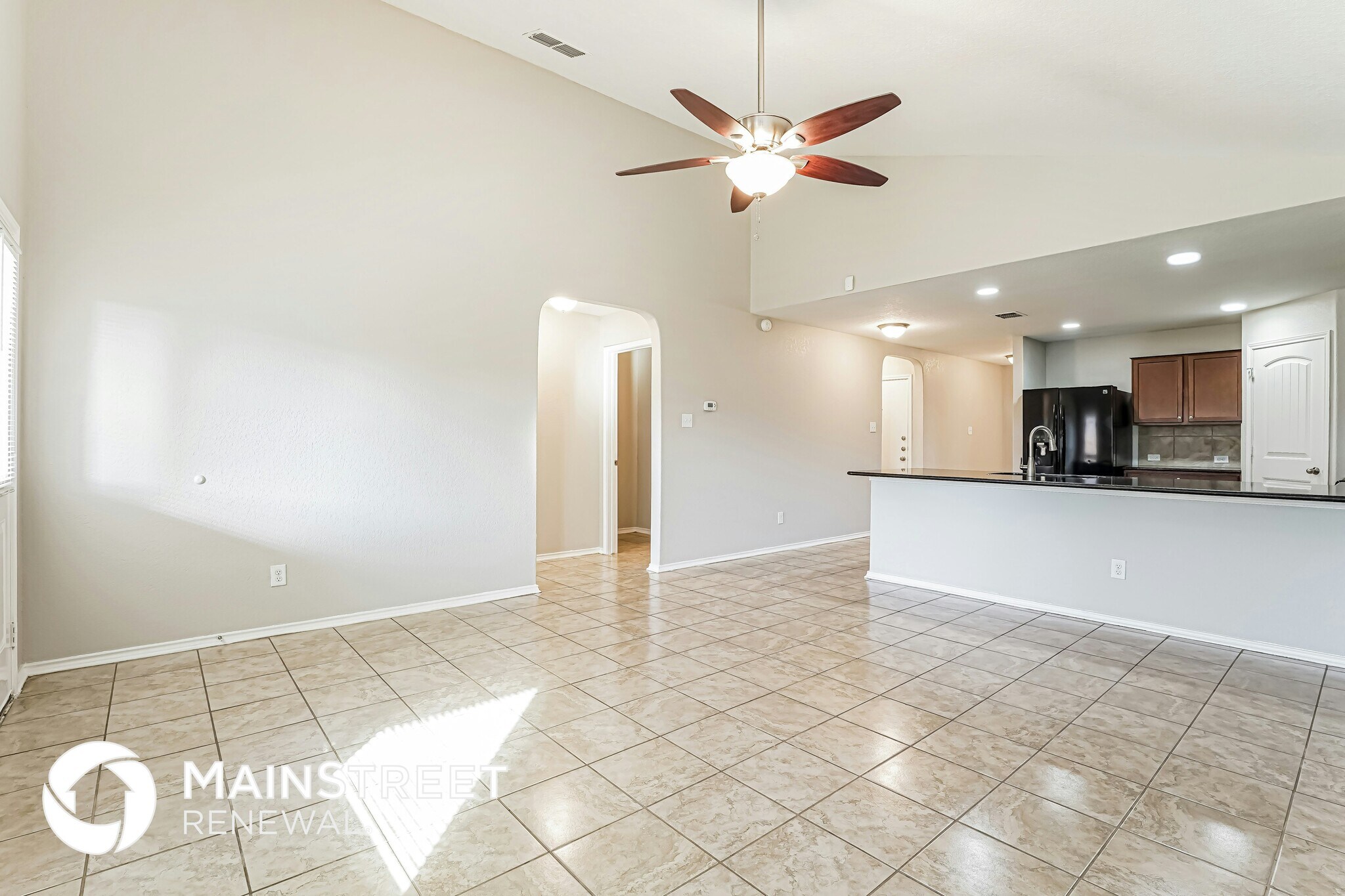 Building Photo - 419 Eastern Phoebe