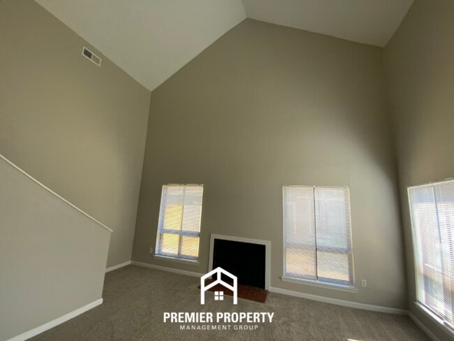 Building Photo - 4196 Crain Rd