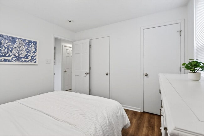 Building Photo - 146 W Felton Ave