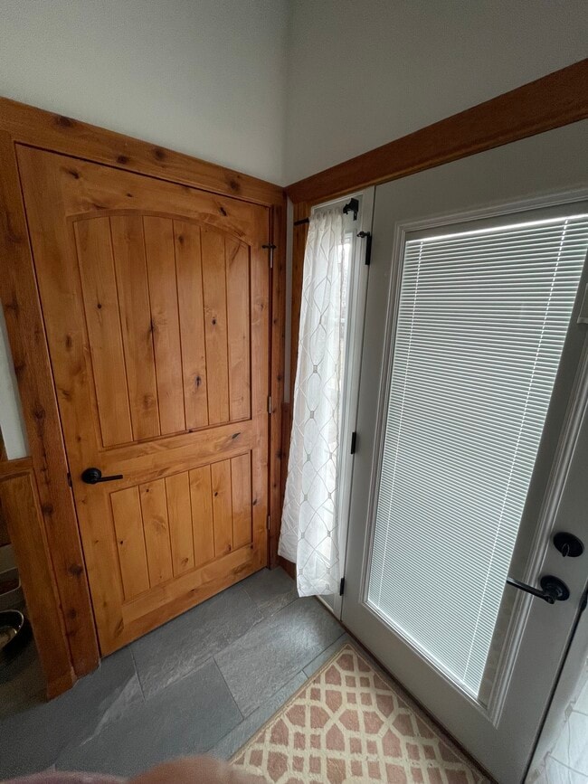 Building Photo - 26321 W Grass Lake Rd