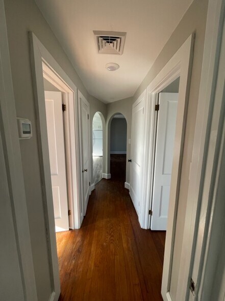 Building Photo - 1240 Manor St