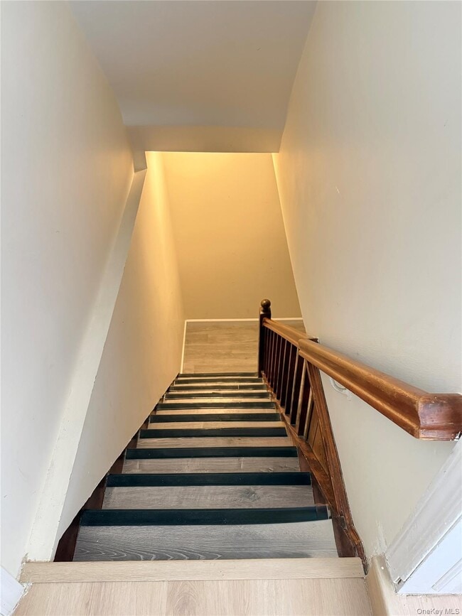 Building Photo - 660 S 10th St