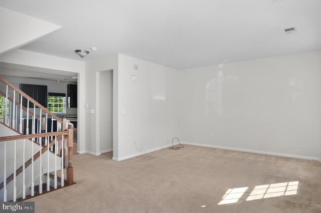Building Photo - 432 Scarecrow Ct
