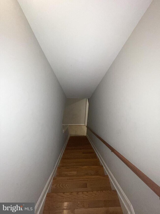 Building Photo - 6463 Honey Tree Ct