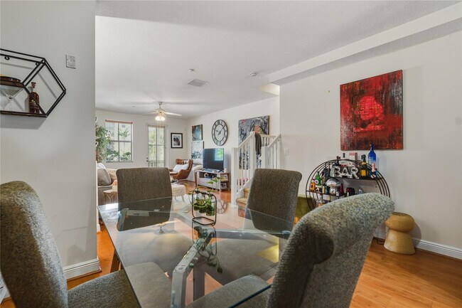 Building Photo - 1336 SW 3rd Ct