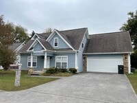 Building Photo - Location!!!!