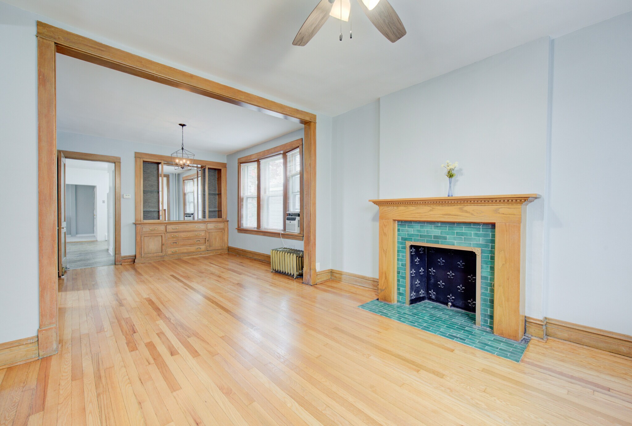 LR to DR - 532 Thomas Ave