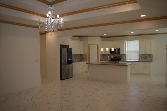 Building Photo - 445 County Rd 5102J