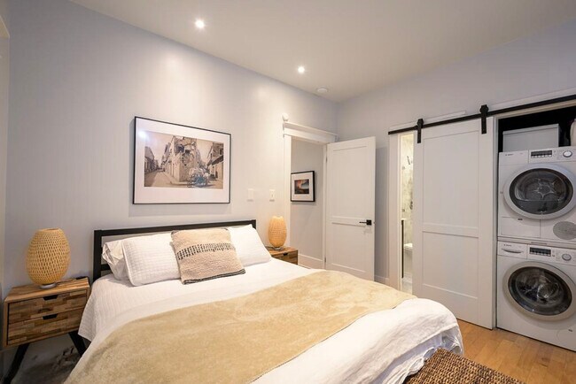 Building Photo - 1313 Vermont Ave NW