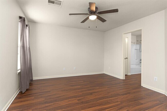 Building Photo - 9407 Amethyst Glen Dr