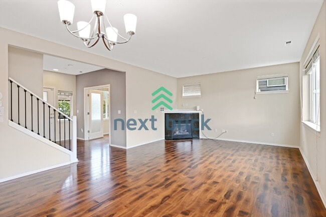 Building Photo - Spacious 3-Bedroom Lynnwood Retreat with 2230 sqft of Comfort!