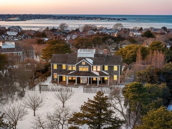 Building Photo - 34 Brewster Rd