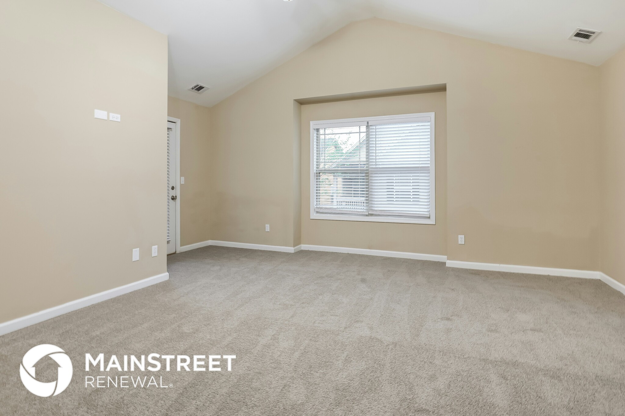 Building Photo - 1625 Yukon Ct