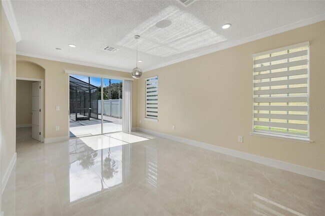 Building Photo - 1420 Sun Meadow Dr