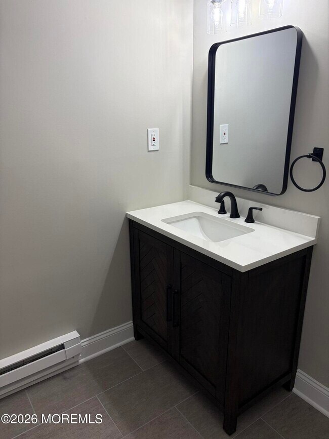 Building Photo - 204 Covered Bridge Blvd