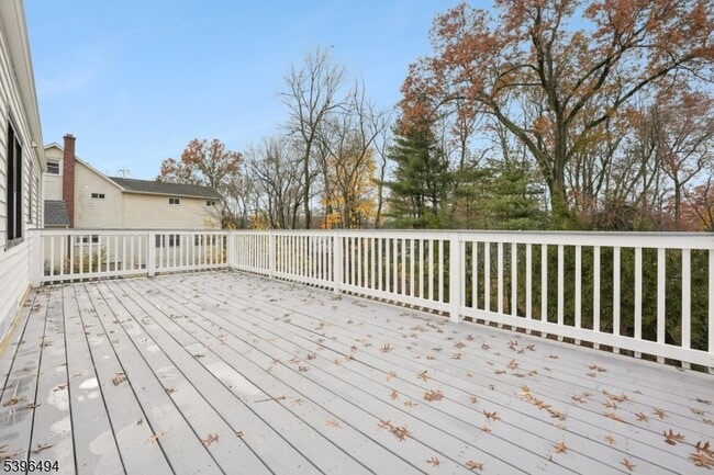 Building Photo - 139 Ridgedale Ave