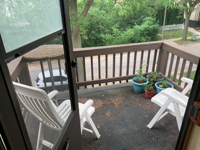 Porch - 1142 E Walworth St