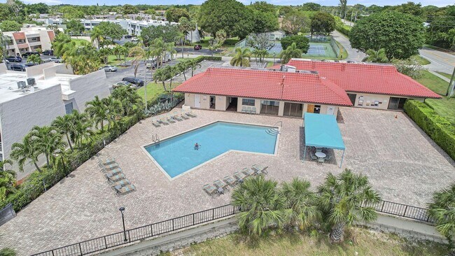 Building Photo - 2828 Casita Way