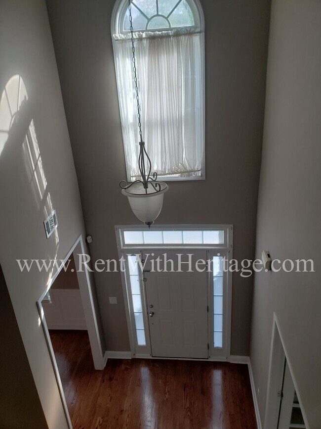 Building Photo - GORGEOUS HOME / UPGRADES GALORE/ GREAT LOCATION!!! CHAPEL HILL SCHOOLS