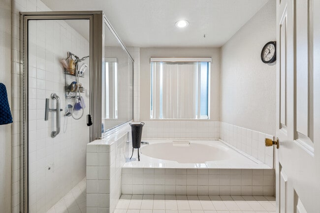 Building Photo - 75355 Santa Fe Trail