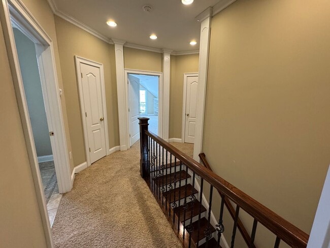 Building Photo - Executive Rental in Pear Alley Condominium...