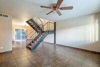 Building Photo - Charming 3 bedroom townhome near everything!