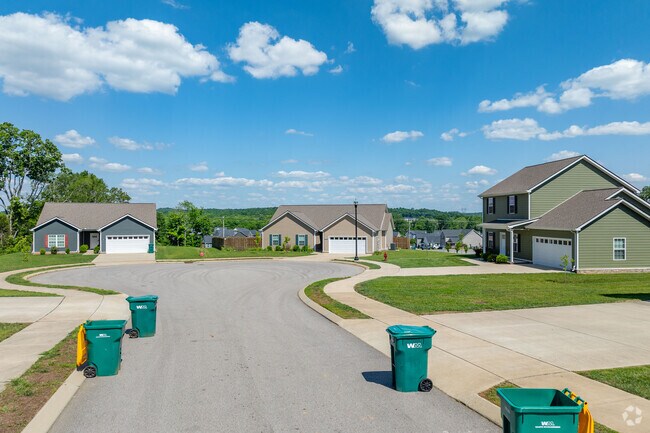 Building Photo - DerryBerry Estates