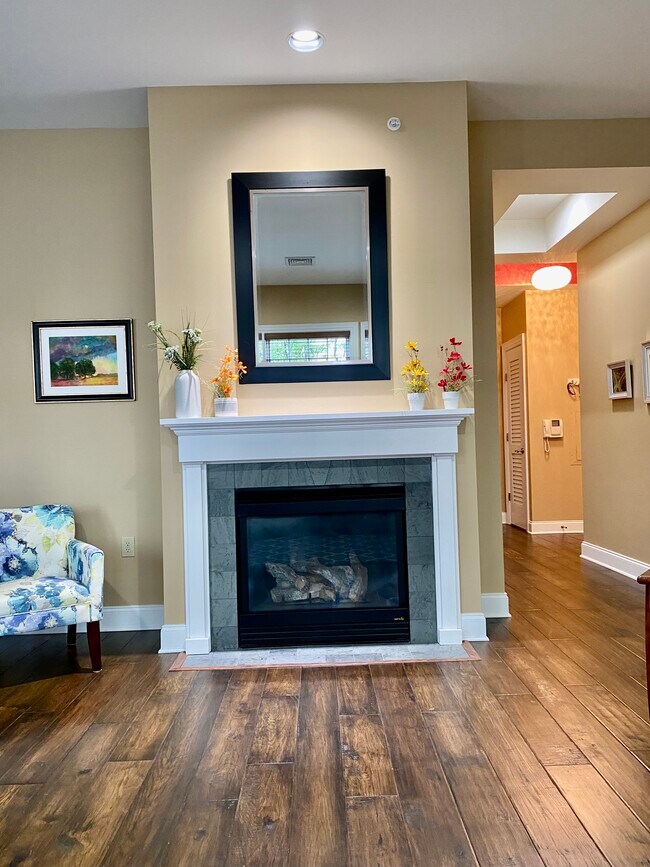 Building Photo - 30 Whistler Ct