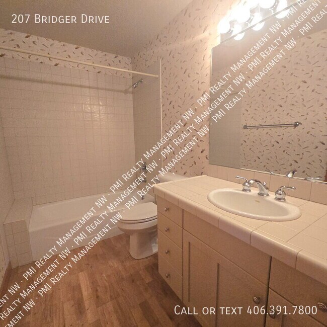 Building Photo - 207 Bridger Dr