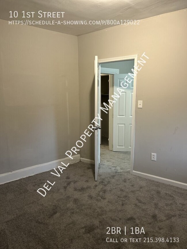 Building Photo - Spacious 2-Bedroom 1st-Floor Apartment for...