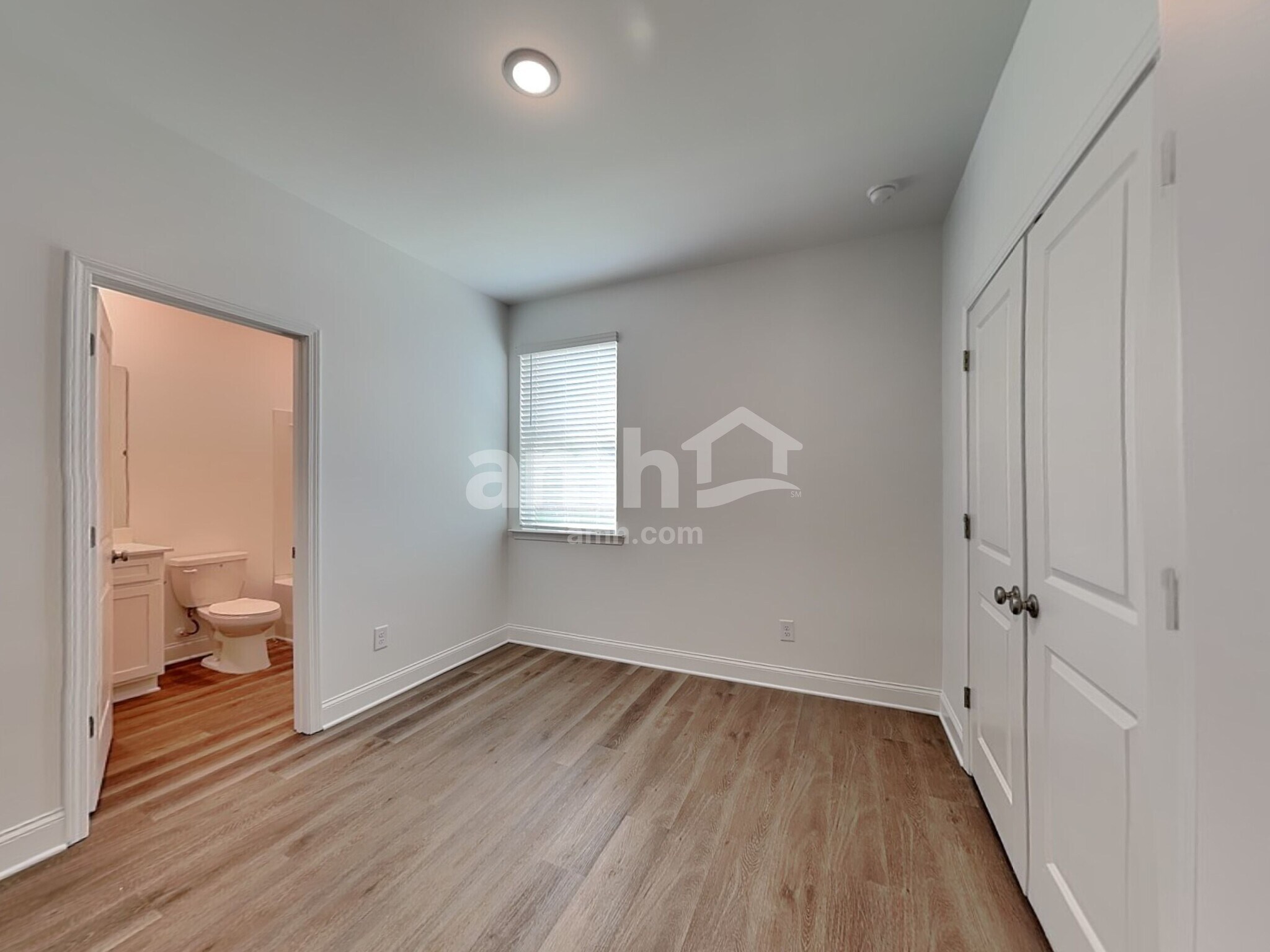 Building Photo - 1675 Soapstone Rd