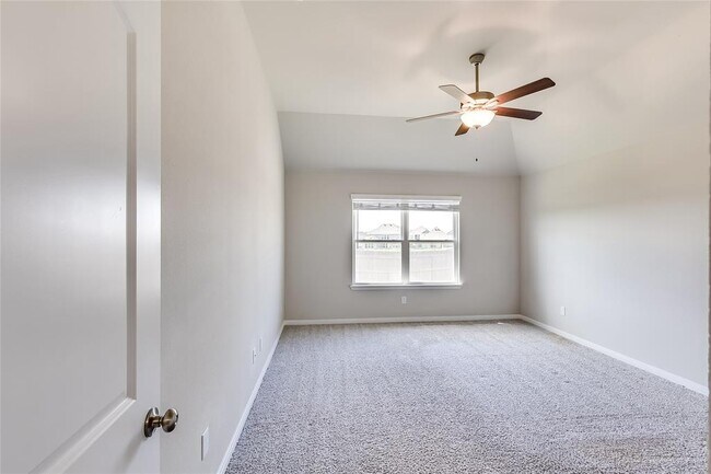 Building Photo - 7747 Merry Oaks Cv