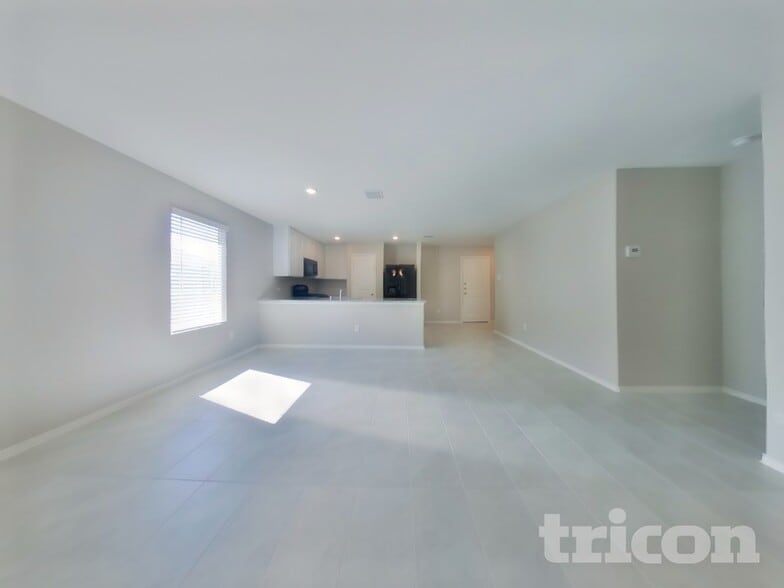 Building Photo - 11828 Mancos Trl