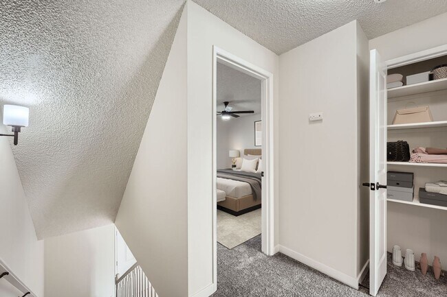 Building Photo - Breathtaking Renovation! Oversized 2 Bed 1.5 Bath Townhome! Ready Now! Don't Miss Out!