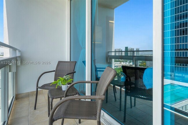 Building Photo - 6801 Collins Ave