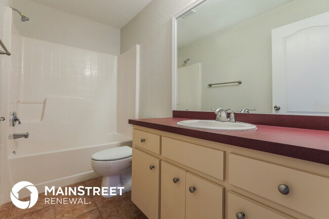 Building Photo - 2702 Nellie Ln