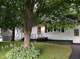 Building Photo - 31 Perimeter Rd