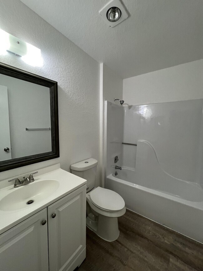 Building Photo - 8848 Meadow Range St