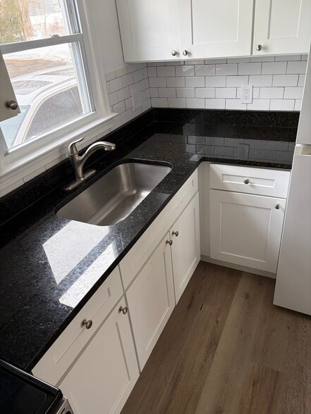 Building Photo - 78 Royal Oak Dr