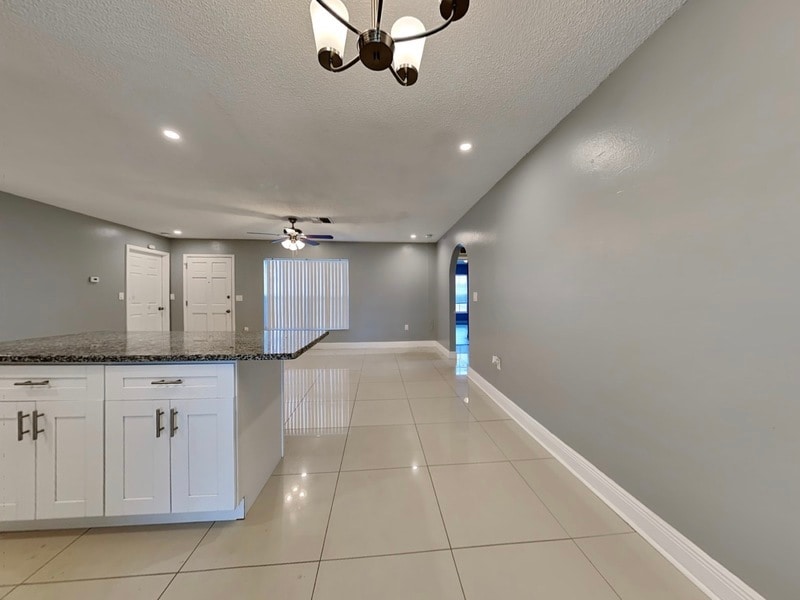 Building Photo - 6099 Colchester Ave