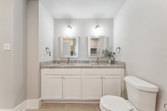 Building Photo - 1031 Schley Ave