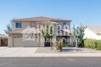 Building Photo - Beautiful Large Home w/A Pool