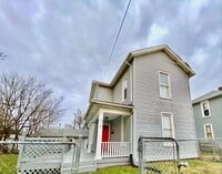 Building Photo - 515 Crawford St