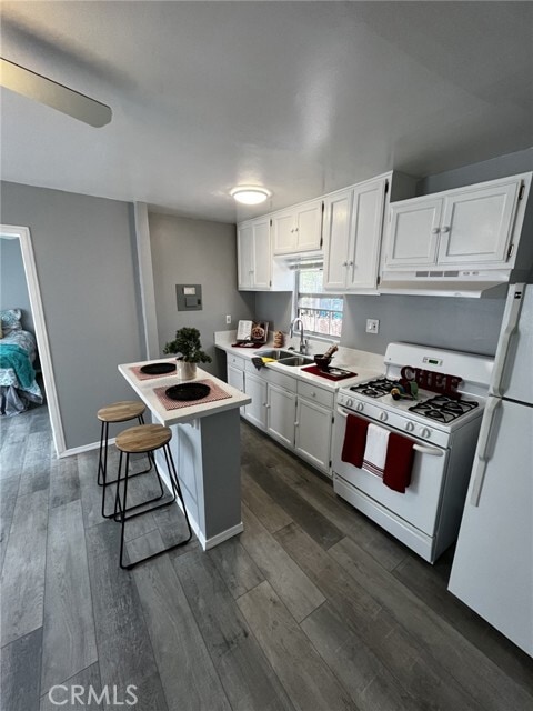 Building Photo - 4518 Normandie Ave