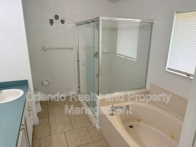 Building Photo - 4607 Westgrove Way