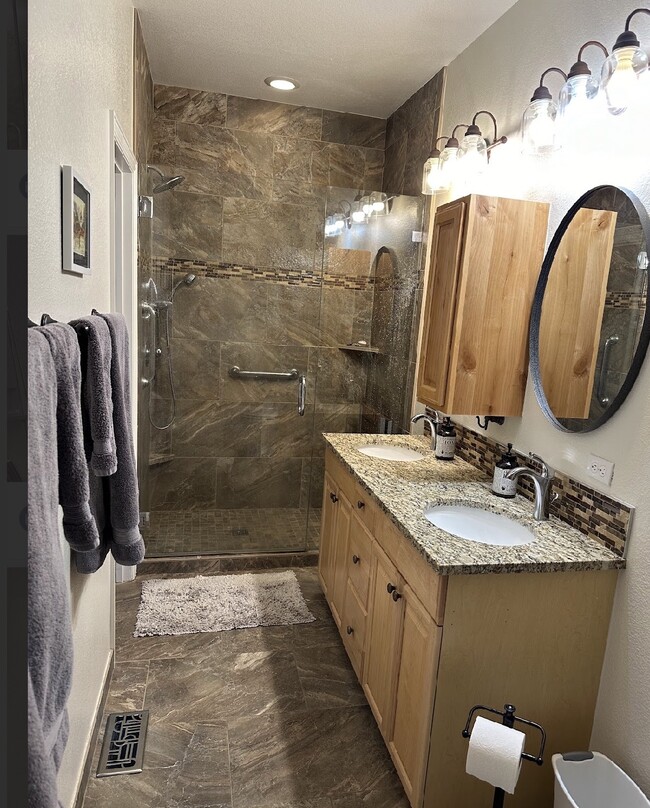 Building Photo - 8554 W 48th Pl