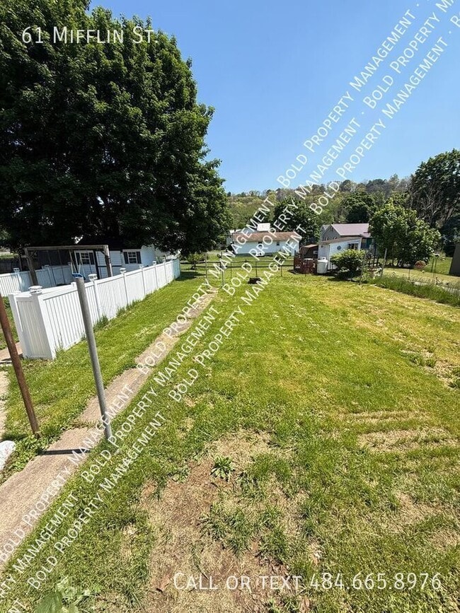 Building Photo - 61 Mifflin St