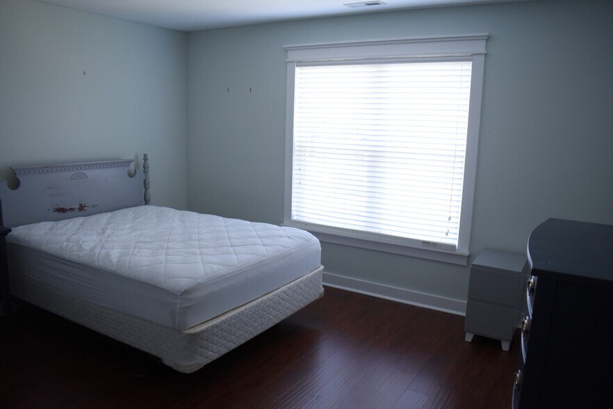 Building Photo - 1505 Lynchfield Ct